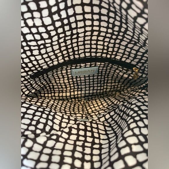 Urban expressions baby blue bag with gold chain - Picture 5 of 6